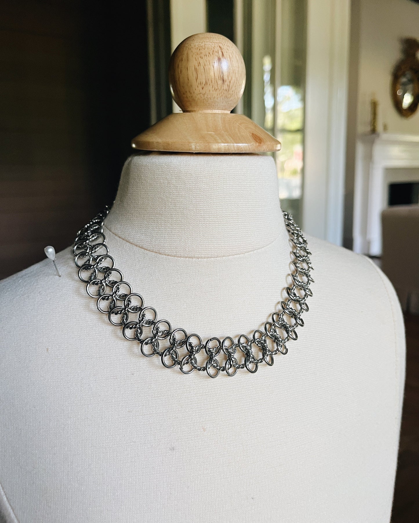 Juniper Chocker